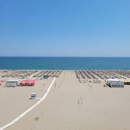 Faleza Nord Apartament De Lux Nou Pe Malul Marii Constanţa Exterior foto