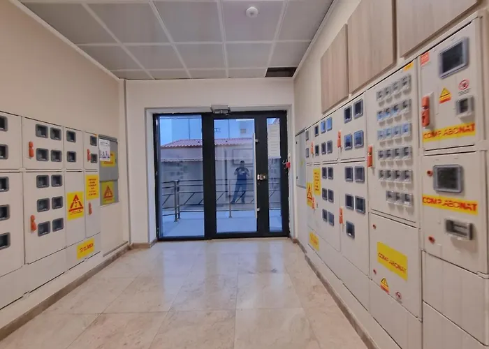 Faleza Nord Apartament De Lux Nou Pe Malul Marii