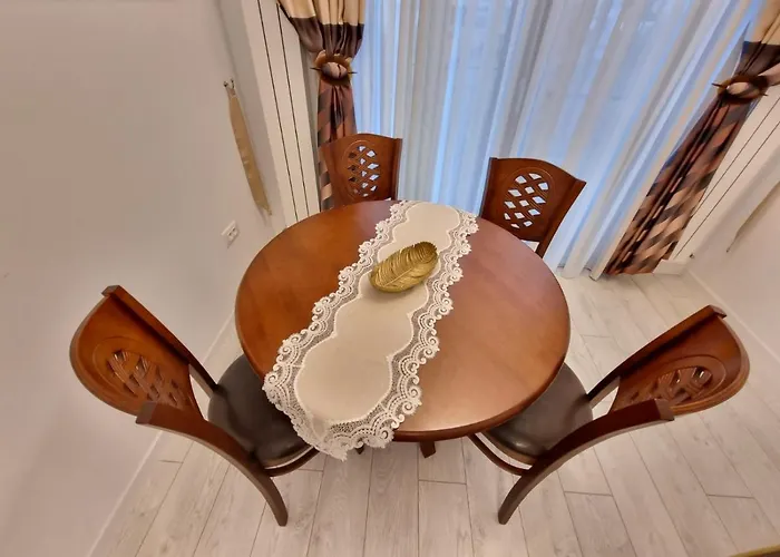 Faleza Nord Apartament De Lux Nou Pe Malul Marii