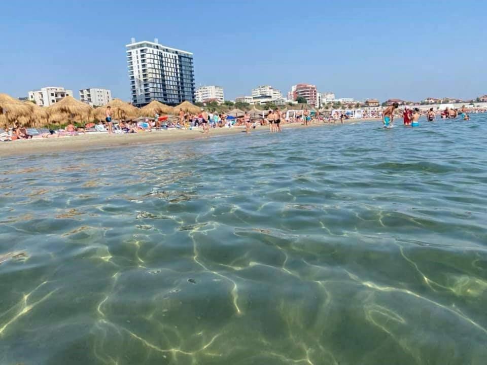 Faleza Nord De Lux Nou Pe Malul Marii קונסטנצה